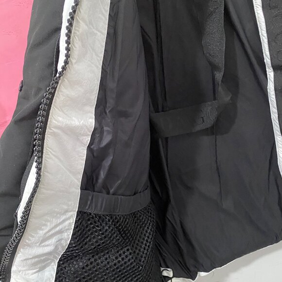 Canada Goose White Winter Down Jacket - Picture 8 of 11